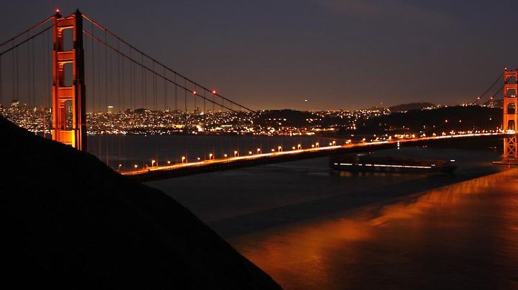 Ab sofort kann man die Golden Gate Bridge in San Francisco mit einer geführten Tour besichtigen - auch nachts.