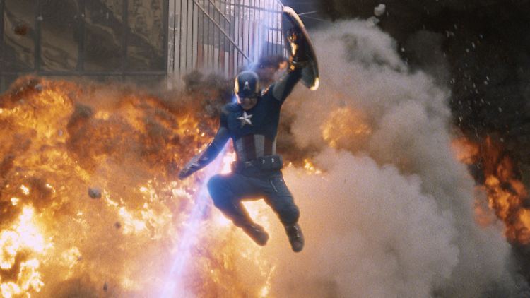 Jetzt aber mal schnell husch, husch: Captain America alias Chris Evans in "The Avengers".