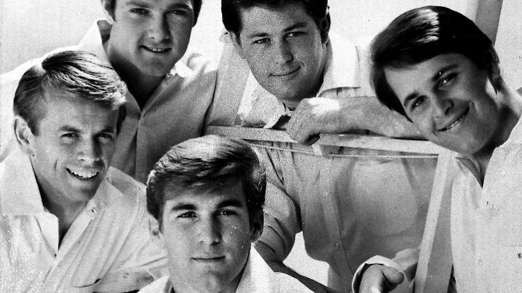 Lang ist's her - heute sind einige der Beach Boys schon 70 Jahre alt und ergraut.