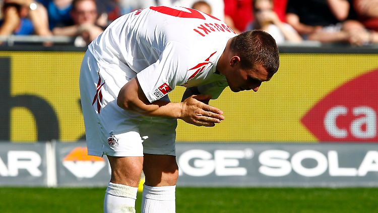 Es sieht nicht gut aus: Lukas Podolski, 1. FC Köln.