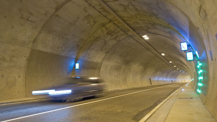 Jeder zweite fährt ungern durch einen Tunnel.
