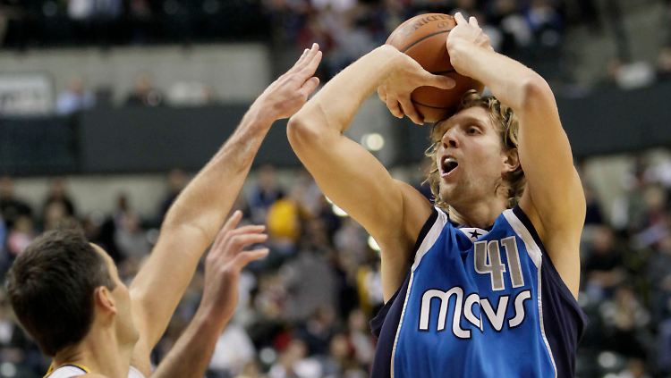 In den letzten Spielen läuft der Ball bei den "Mavs" perfekt - "und die Würfe sitzen", sagt Nowitzki