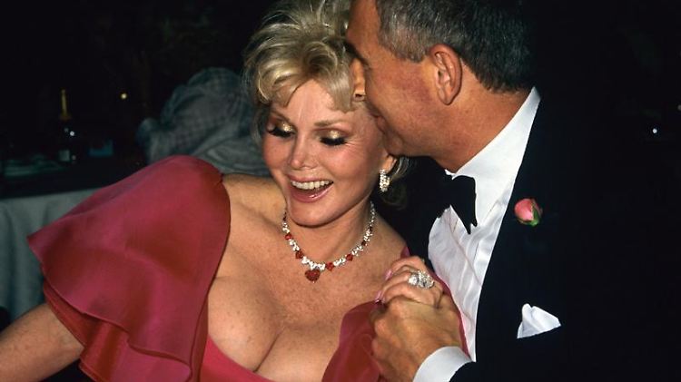Zsa Zsa und ihr Prinz im Jahr 1989 - hoffentlich war es Liebe!