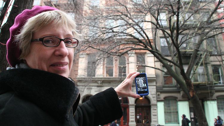 Brigitte Doellgast, Bibliothekarin des Goethe-Institutes in New York, in einem Stadtteil, der einst als "Kleindeutschland" bezeichnet wurde.