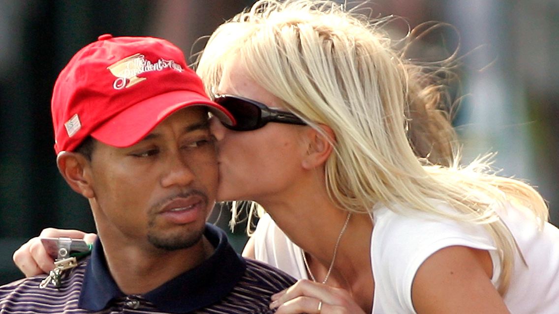 Er schweigt: Tiger Woods, hier mit seiner Frau, Elin Nordegren.
