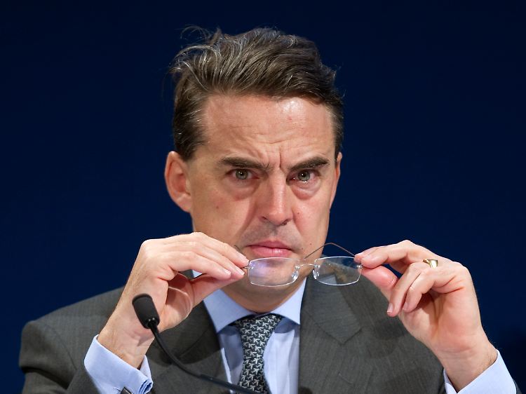 Reibt sich die Augen: Alexandre de Juniac, Chef des französischen Teils des französisch-niederländischen Konzerns.