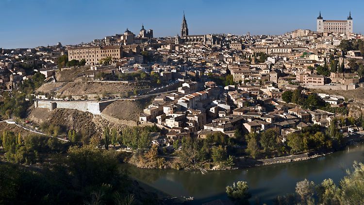 Toledo war einst Spaniens Hauptstadt - heute ist es politisch weitgehend bedeutungslos, lohnt aber unbedingt einen Besuch.