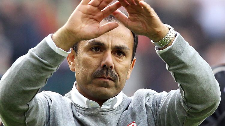 Vor dem Rücktritt: Jos Luhukay, FC Augsburg.