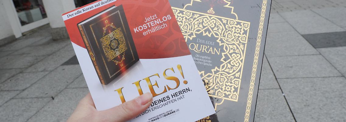 Der Koran ist das Maß aller Dinge für die Salafisten, staatliche Gewalt wird nicht anerkannt.
