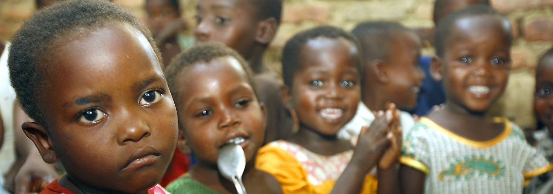 Viele afrikansiche Aids-kranke Kinder haben ihre Mutter bereits an das Virus verloren.
