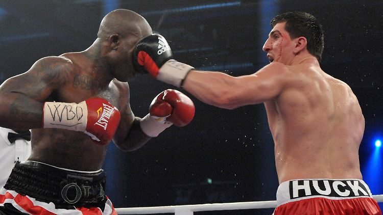 Klarer Treffer von Marco Huck. 