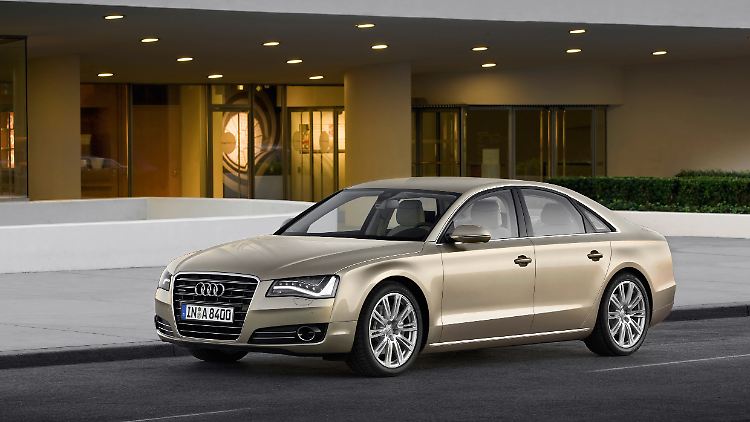 Neuauflage: Zum Abschluss des Geburtstagsjahres zeigt Audi den neuen A8.