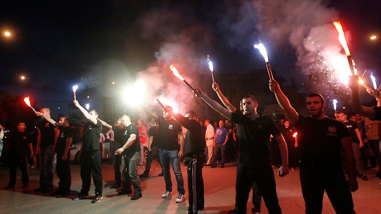 Neu im griechischen Parlament: Faschisten.
