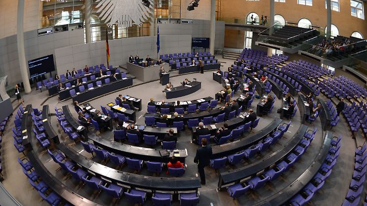 Die Parlamentarier sollen in mehr als nur den grundsätzlichen Fragen angehört werden.