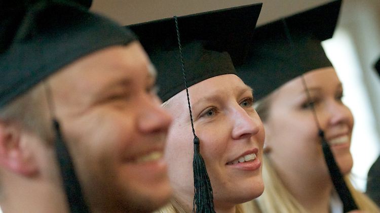 Über 25.000 Doktorarbeiten werden pro Semester fertig.
