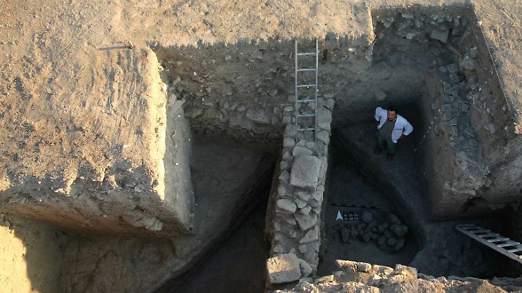 Diese Torwange des Troja- Verteidigungsgrabens legten die Archäologen im Sommer frei.
