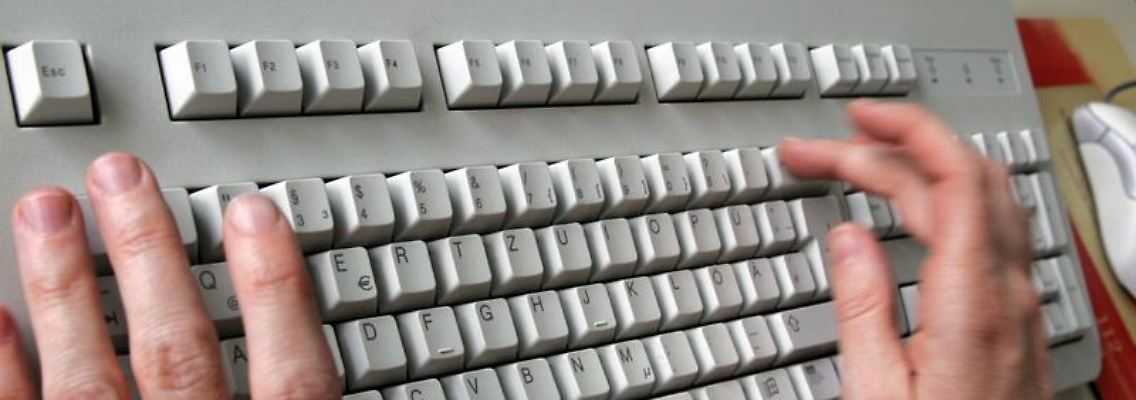 Hautbakterien sind auf jeder PC-Tastatur zu finden.