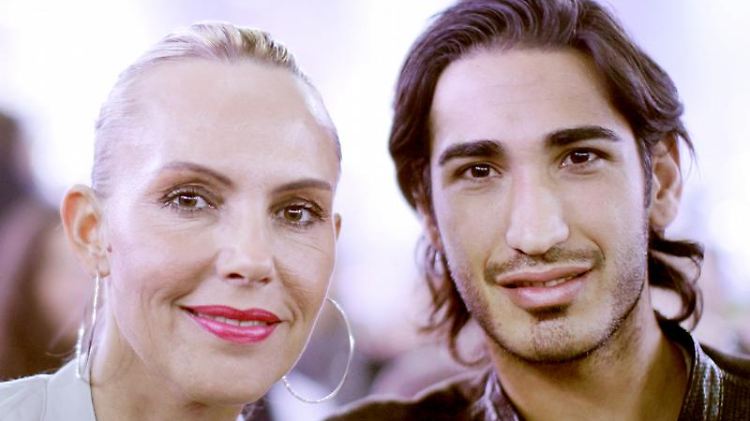 Happy - und das ist doch die Hauptsache. 