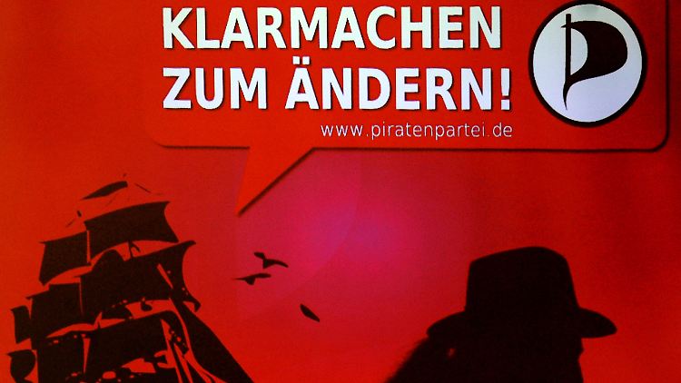 Die Piraten wollen den Politikbetrieb lernen. "Wir können noch nicht einmal Anträge stellen", sagt Marsching.