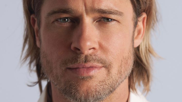 Über Brad Pitts Waschbrettbauch wurde schon viel geschrieben, über seine Parfümvorlieben noch nicht.