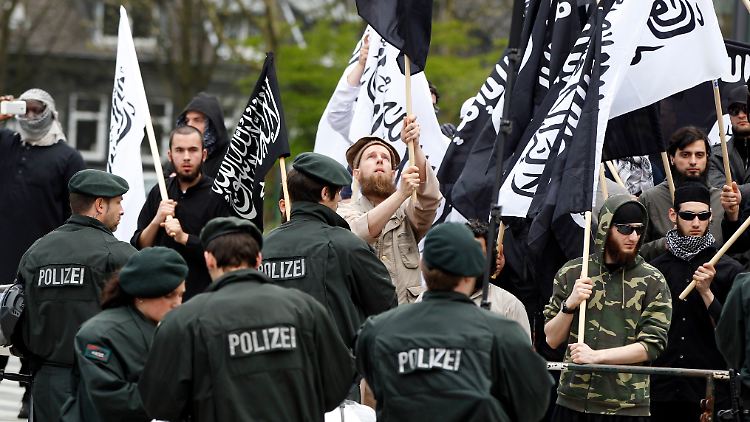 Salafismus verspricht seinen Anhängern das Paradies.