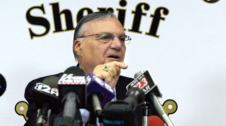 Das Strafmaß gegen Joe Arpaio steht noch nicht fest. Rosa Unterwäsche wird er nicht tragen müssen.