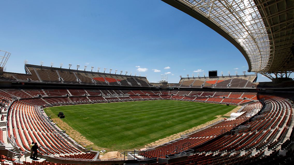 Wenn man in die Provinzen Limpopo und Mpumalanga will, wird eine Prophylaxe empfohlen. (Peter Mokaba Stadion in Polokwane in der Provinz Limpopo)