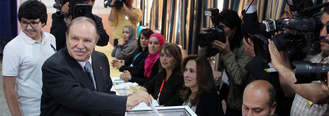 Die Macht bleibt weiter bei ihm: Präsident Abdelaziz Bouteflika versucht sich an schrittweiser Öffnungspolitik.