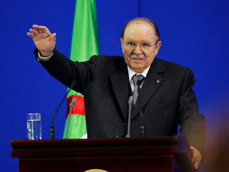 An seiner Macht hat sich nichts geändert: Abdelaziz Bouteflika hat das Parlament weiter hinter sich.