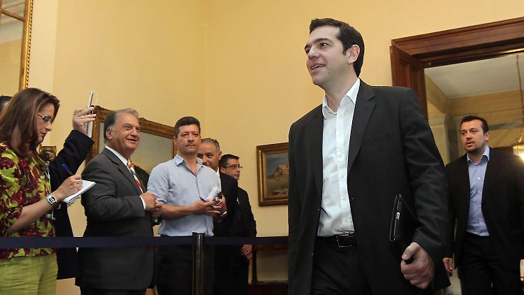 Fotografieren lässt Alexis Tsipras sich gern bei seinen Auftritten beim griechischen Präsidenten. Verantwortung übernehmen? Lieber nicht.