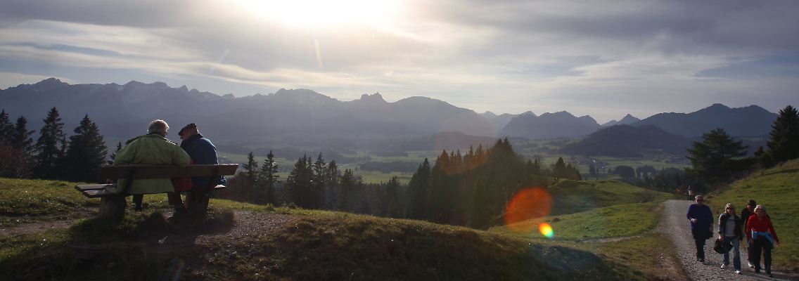 Bei Wanderern und Wintersportlern beliebt: die Alpen.