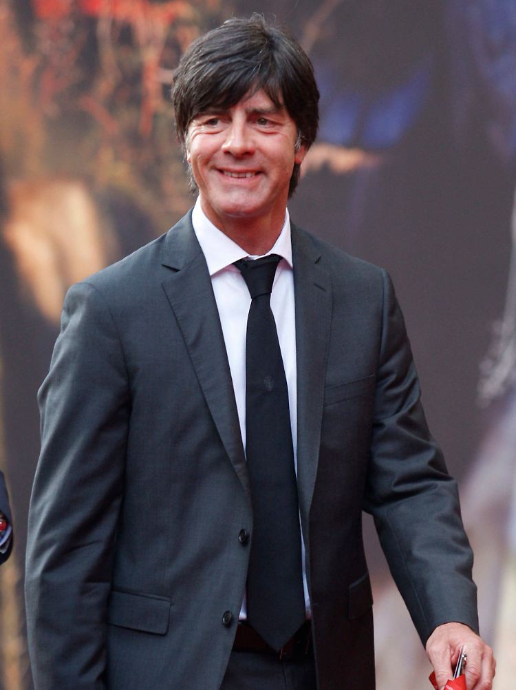 Keinesfalls unzufrieden mit den zugelosten Gegnern: Bundestrainer Joachim Löw.
