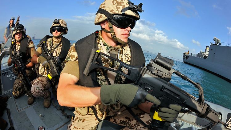 Die Opposition im Bundestag hatte sich gegen die neuen Möglichkeiten der Soldaten vor Somalia gewandt.