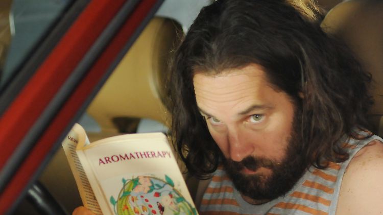 "Our Idiot Brother" meint es nur gut: Ned, die Mischung aus Big Lebowski und Forrest Gump ist im Auftrag der Ehrlichkeit unterwegs.