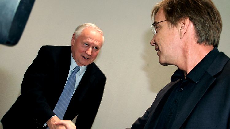 Dietmar Bartsch (rechts) wird für den Vorsitz seiner Partei kandidieren. Oskar Lafontaine äußert sich noch nicht klar.