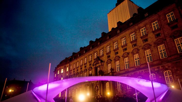 Der Platz vor dem Parlament in Kopenhagen.