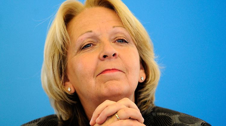 Selbst bei Unionswählern kann Kraft punkten. 21 Prozent von ihnen würde die Sozialdemokratin Merkel vorziehen.