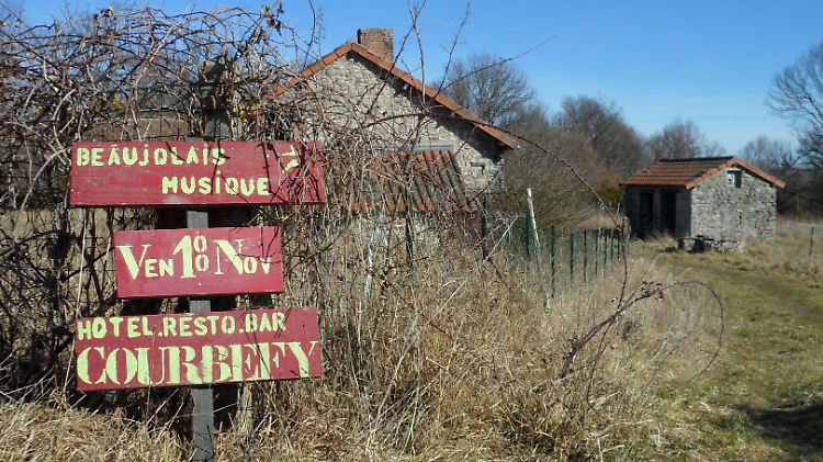 Courbefy ist ein Geisterdorf.