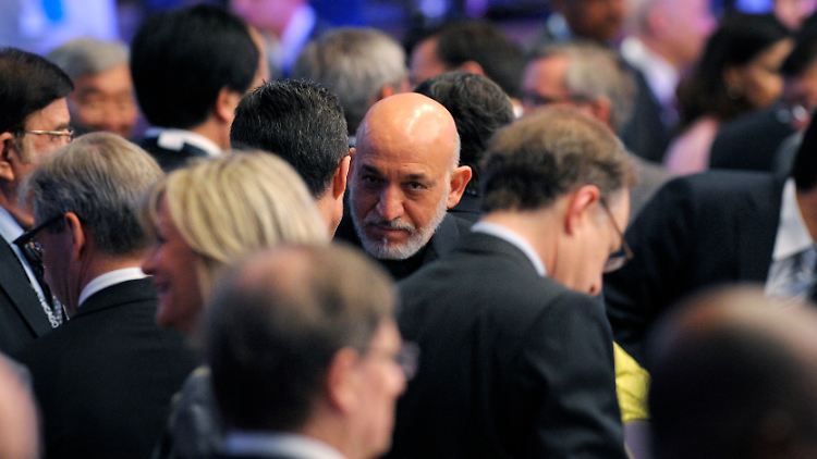 Der afghanische Präsident Hamid Karzai ist auch in Chicago. Das Geld für ausländische Einsätze in seinem Land standen im Mittelpunkt des Nato-Treffens.