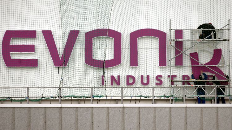 Evonik tritt in die heiße Phase: Trotz schwer kalkulierbarer Risiken.