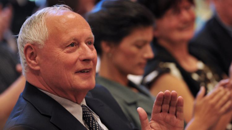 Oskar Lafontaine kandidiert immer noch nicht, macht aber weiter Druck.