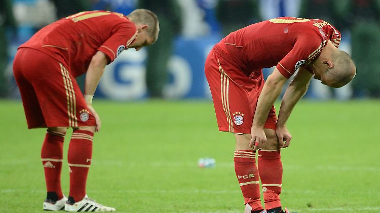 Die bitter geschlagenen Bayern-Profis bekommen einen Extra-Tag, um den Champions-League-Frust zu verarbeiten.