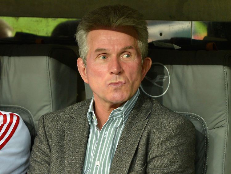 Bayerns Trainer Jupp Heynckes überlegt,wie das Team in der kommenden Saison aussehen könnte.