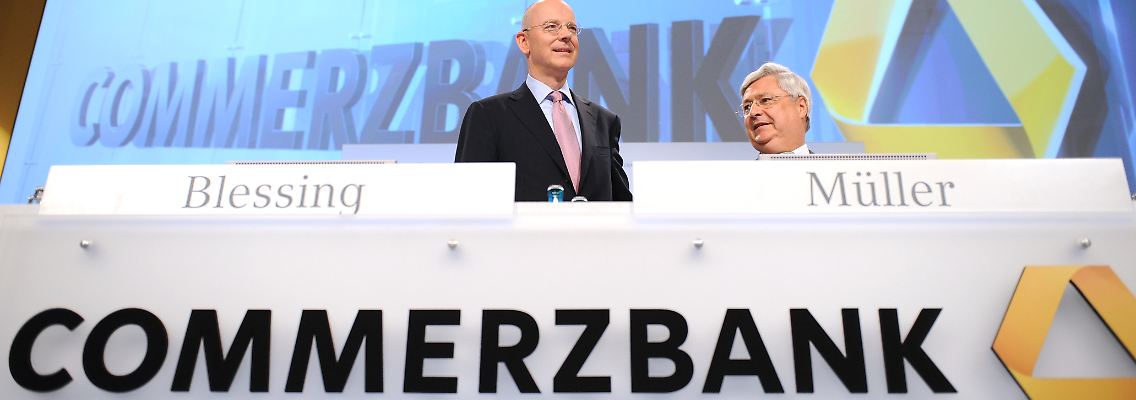 Commerzbank-Chef Martin Blessing gibt auch für 2012 nur eine verhaltene Prognose ab.