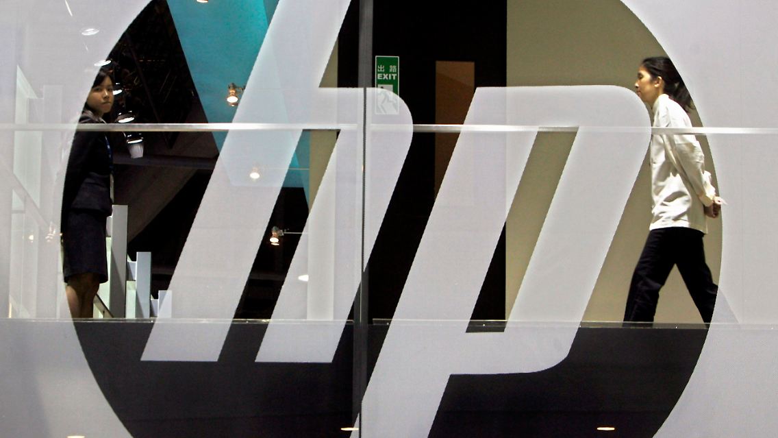 2012-05-23T215635Z_01_TOR101_RTRMDNP_3_HP-LAYOFFS.JPG3659334891108761585.jpg