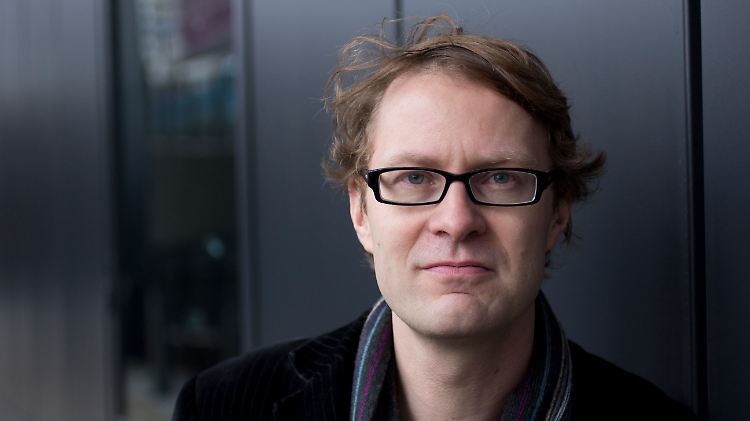 Luke Harding