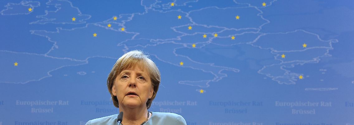 Angela Merkel muss sowohl im eigenen Land wie auch mit den europäischen Partnern einen Konsens finden.