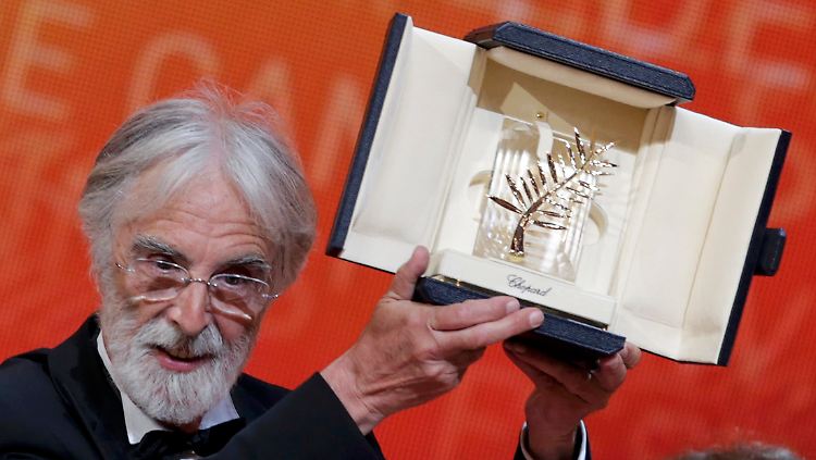 Haneke kann wieder einmal die Goldene Palme in seinen Händen halten.