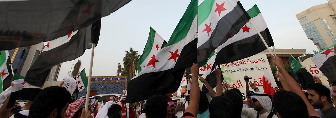 Die syrische Opposition fordert ein Eingreifen internationaler Truppen.