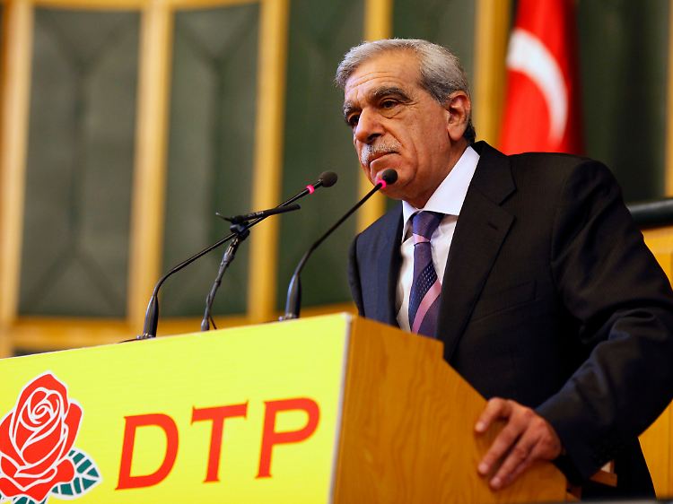 Der Chef der DTP, Ahmet Türk.